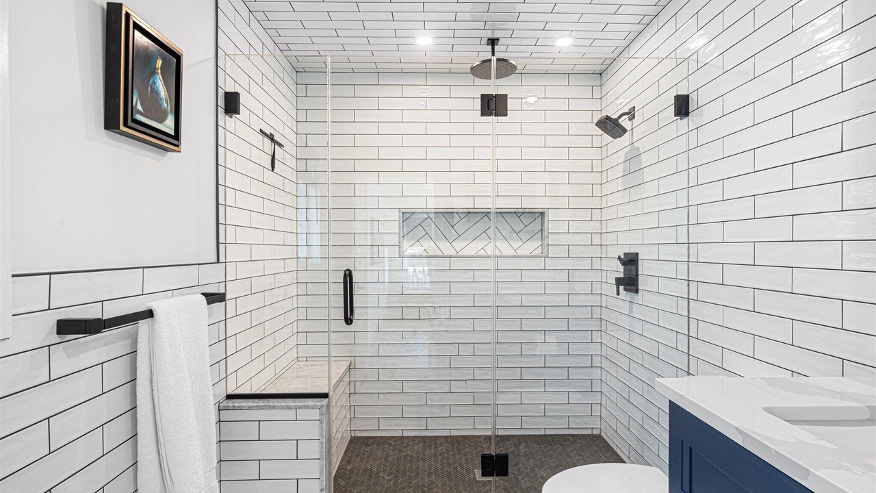 Photo of Bathroom in Stone Harbor