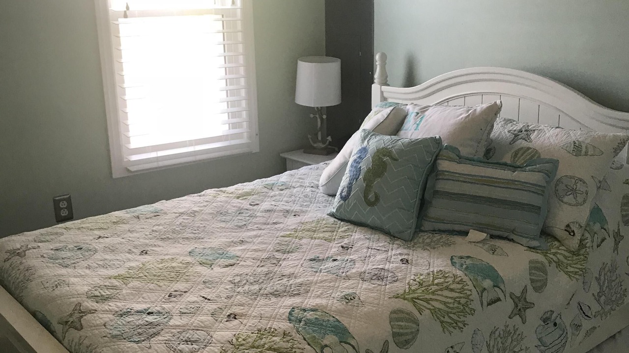 Photo of Bedroom in Ortley Beach
