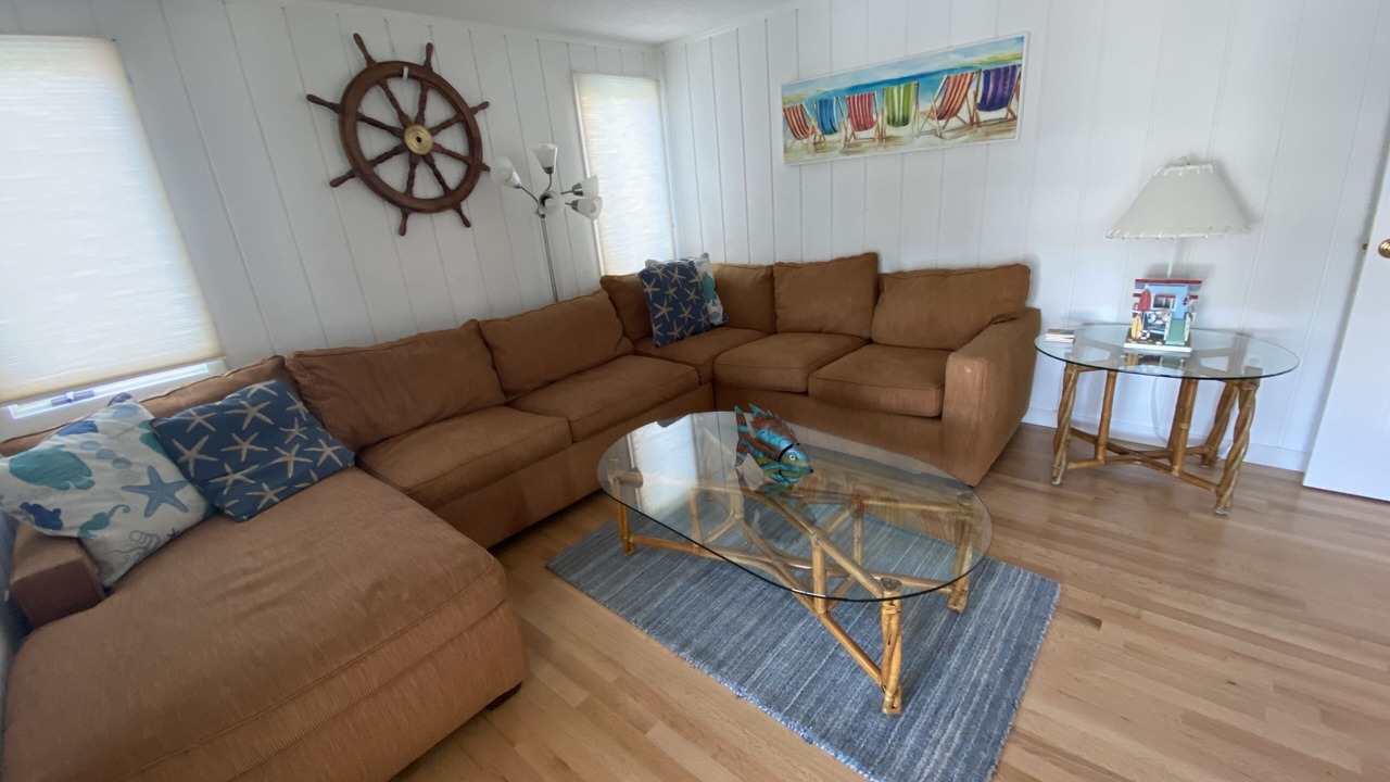 Photo of Livingroom in Harvey Cedars