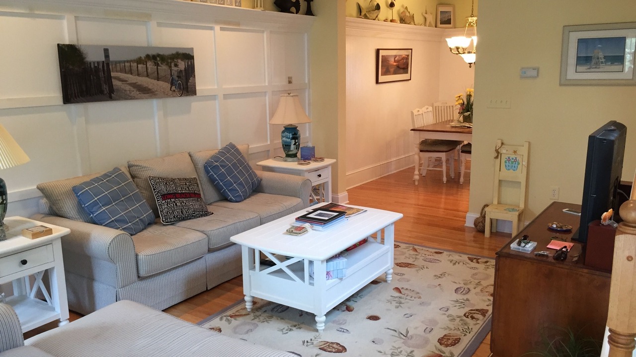 Photo of Livingroom in Beach Haven