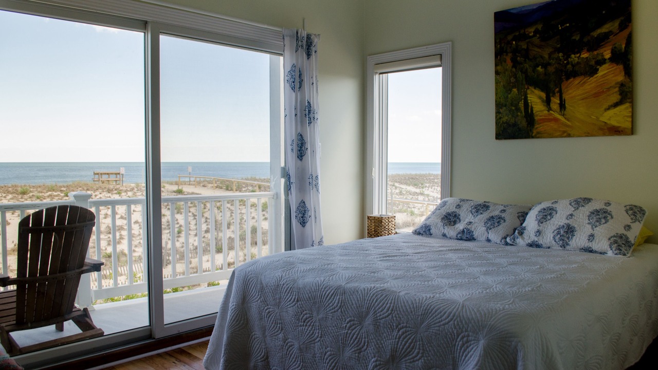 Photo of Patio Balcony in North Beach Haven