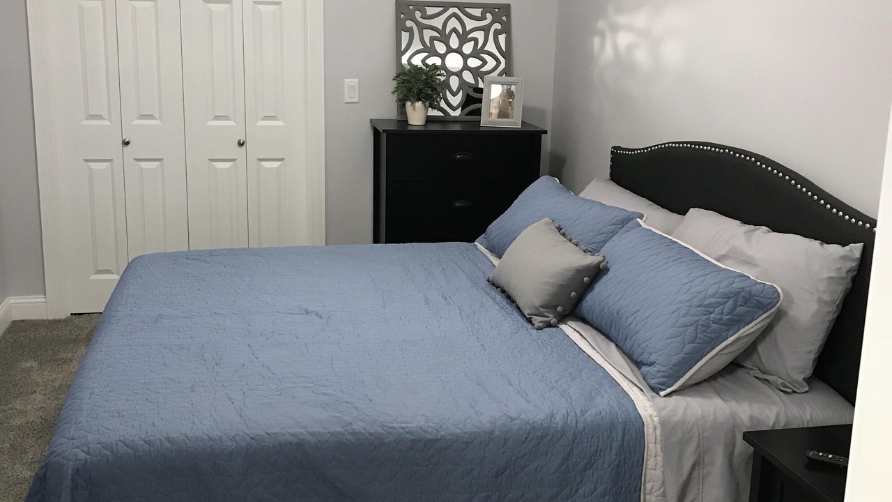 Photo of Bedroom in Iola