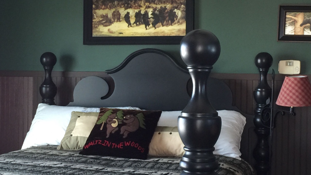 Photo of Bedroom in Menlo