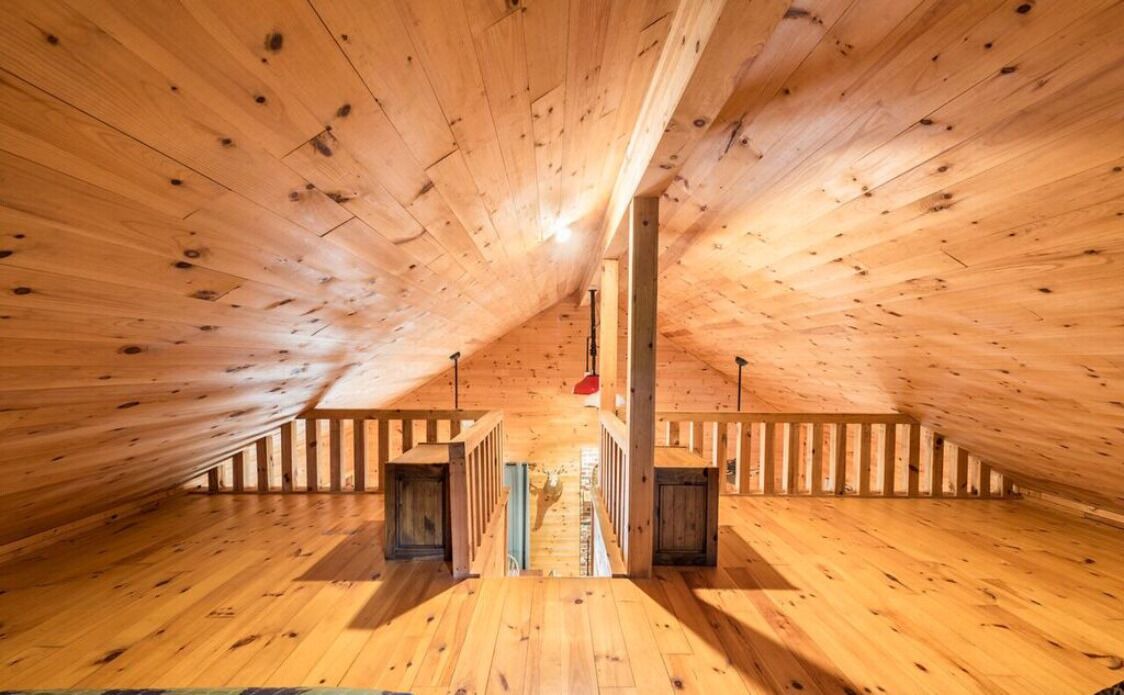 Photo of Bedroom in Talking Rock
