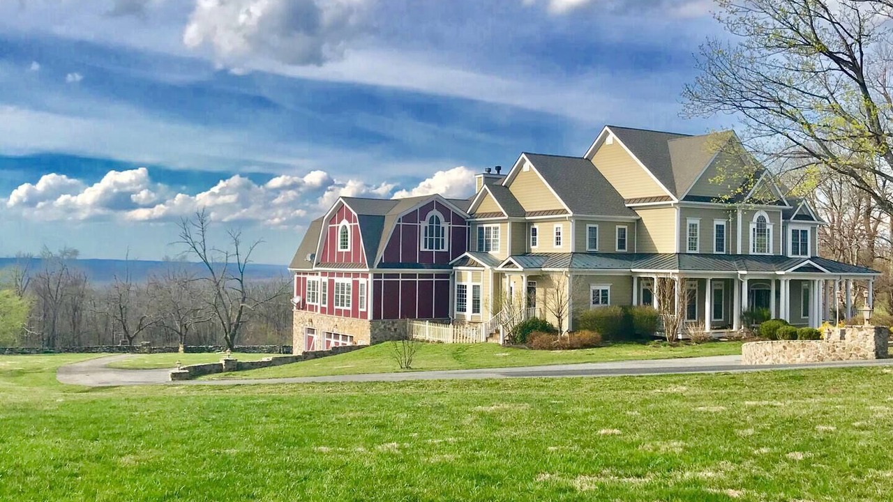 Photo of Others in Bluemont