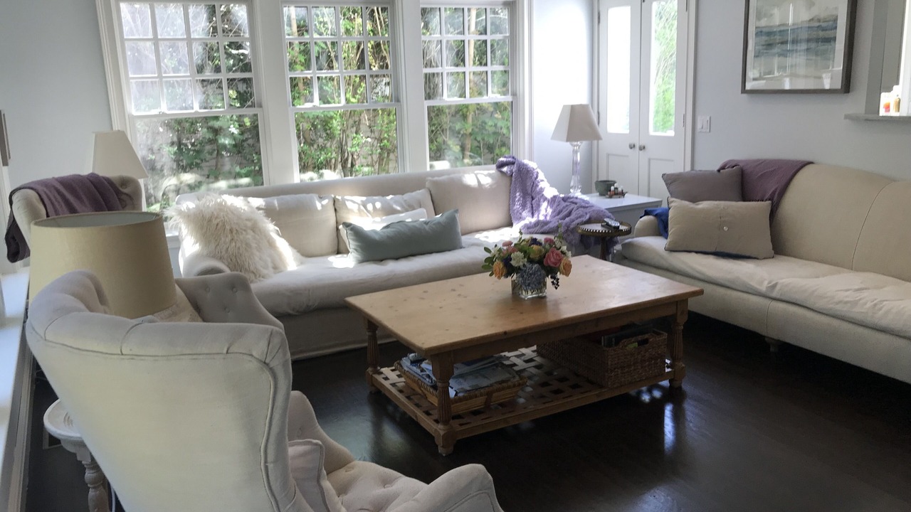 Photo of Livingroom in Spring Lake