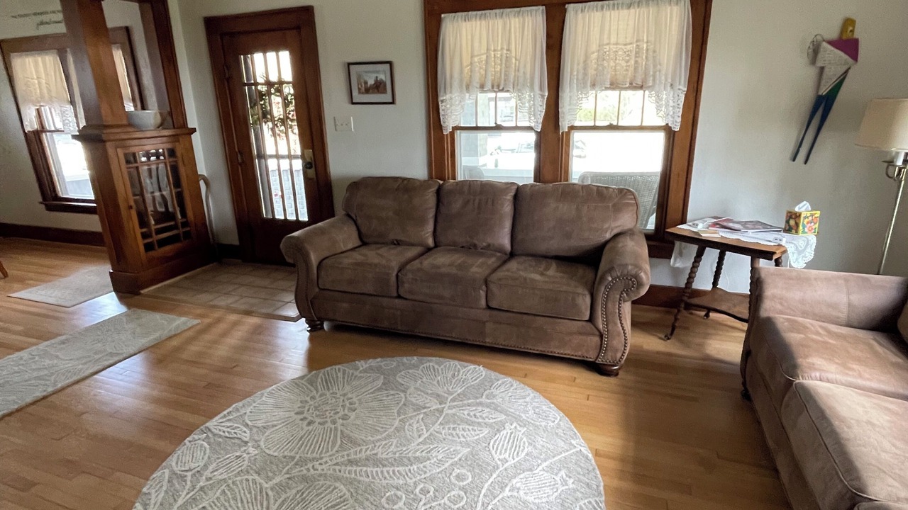 Photo of Livingroom in Decorah