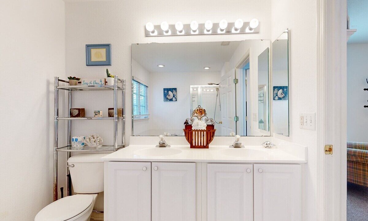 Photo of Bathroom in Ocean View