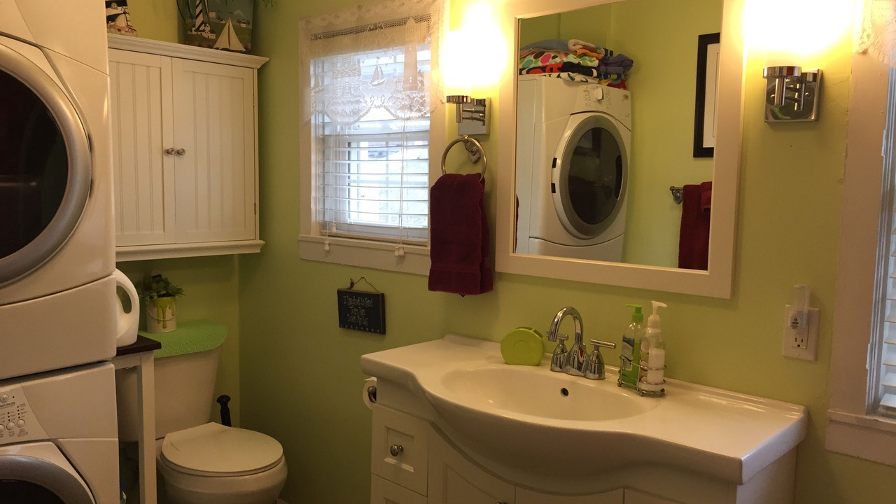 Photo of Bathroom in Clear Lake