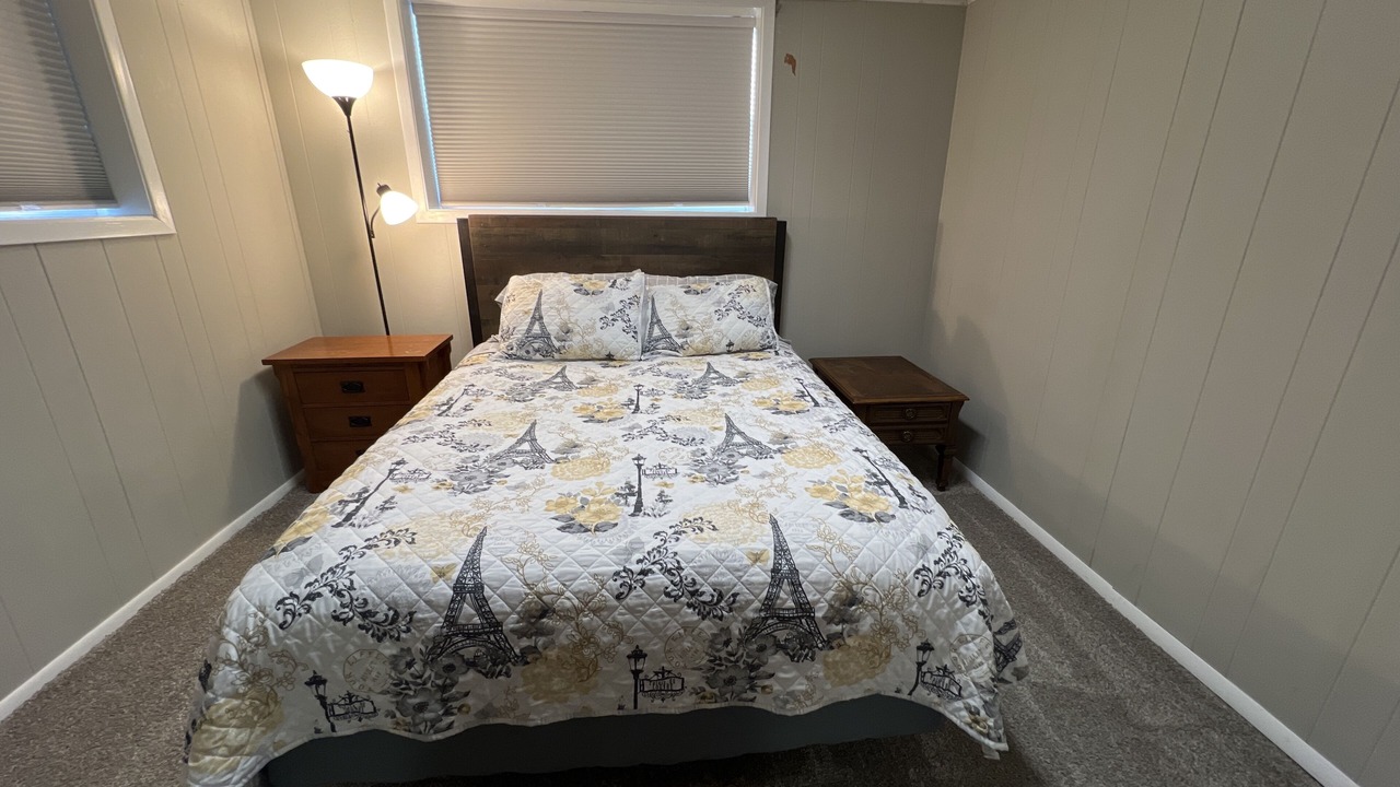 Photo of Bedroom in Cedar Rapids