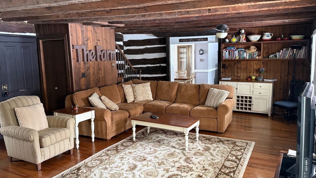 Photo of Livingroom in Ijamsville