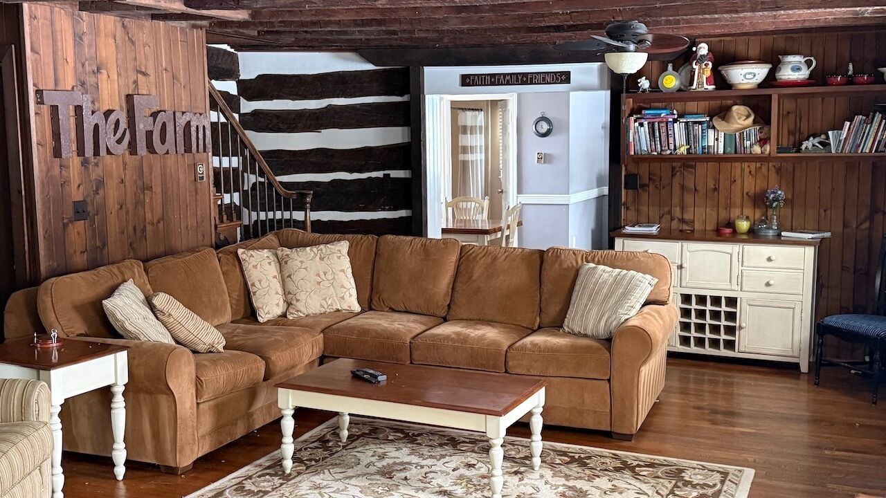 Photo of Livingroom in Ijamsville