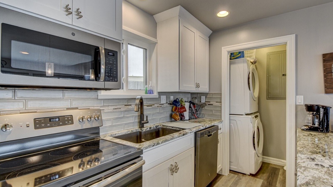 Photo of Kitchen in LaPlatte I