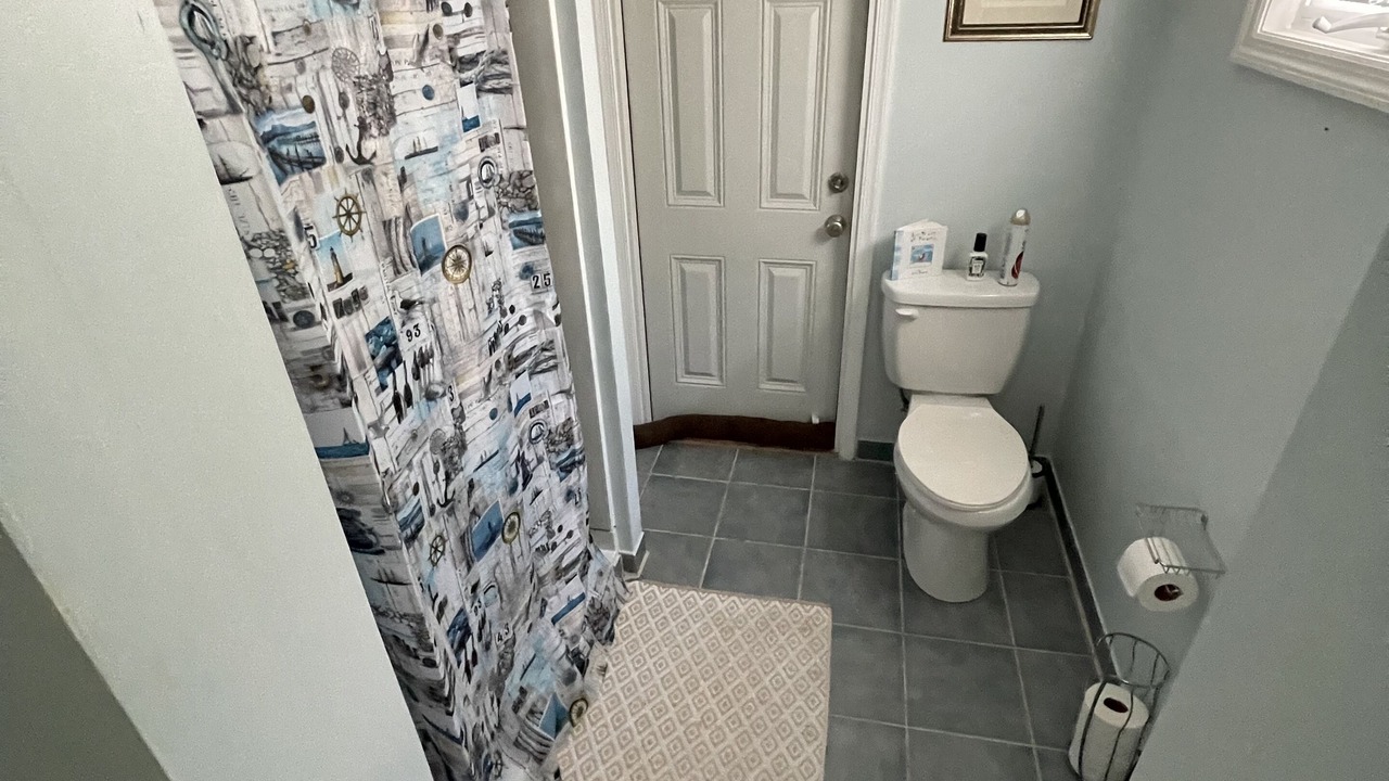 Photo of Bathroom in Beach Haven West