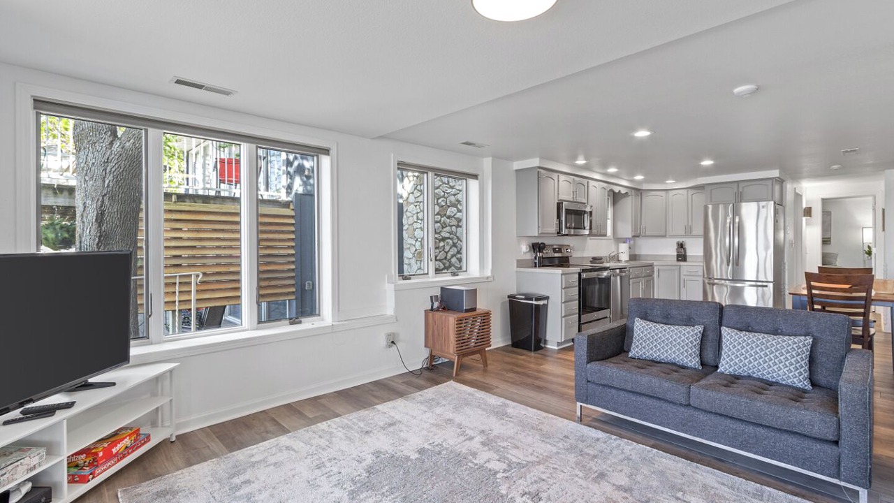Photo of Livingroom in Clear Lake