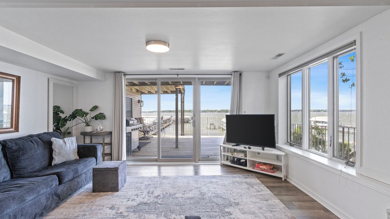 Photo of Livingroom in Clear Lake