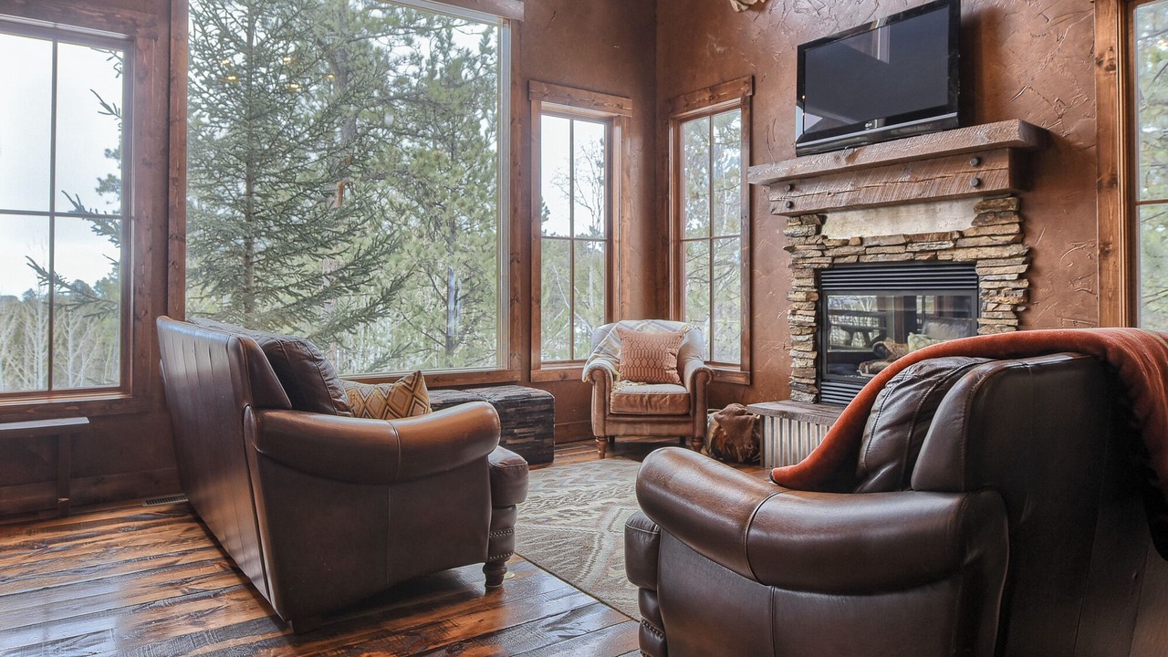 Photo of Livingroom in Deadwood