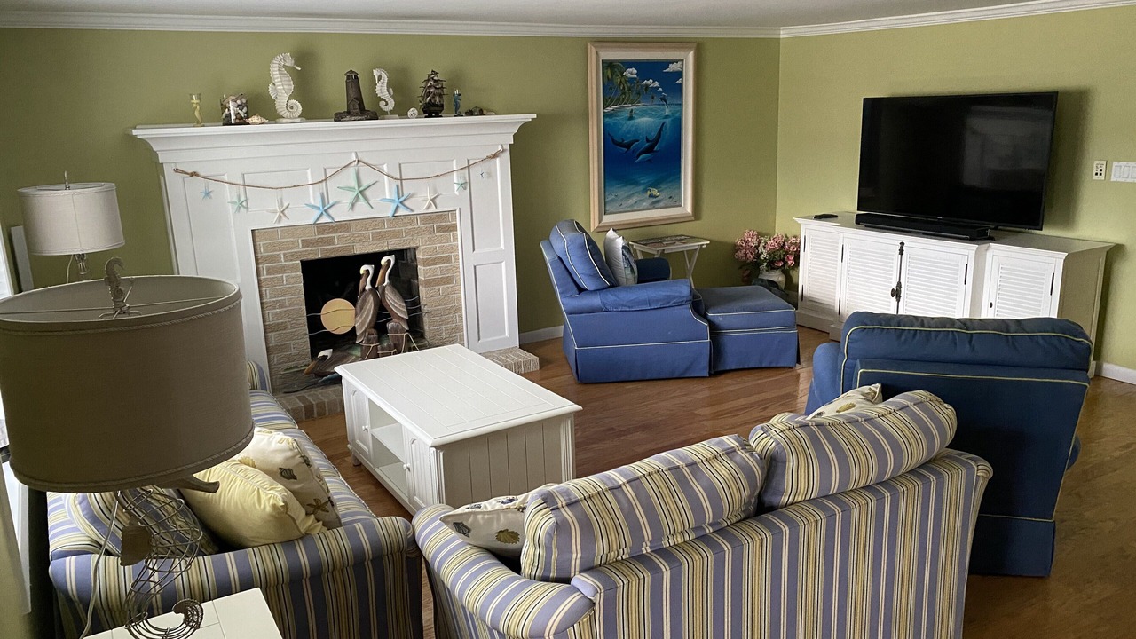 Photo of Livingroom in Ship Bottom