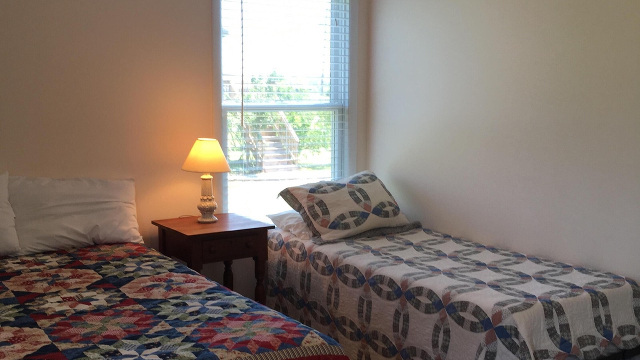Photo of Bedroom in Piney Island