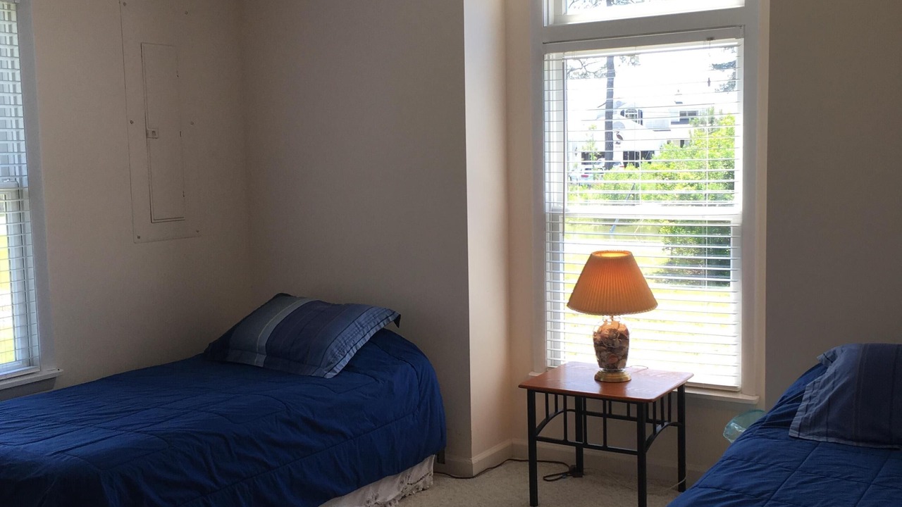 Photo of Bedroom in Piney Island