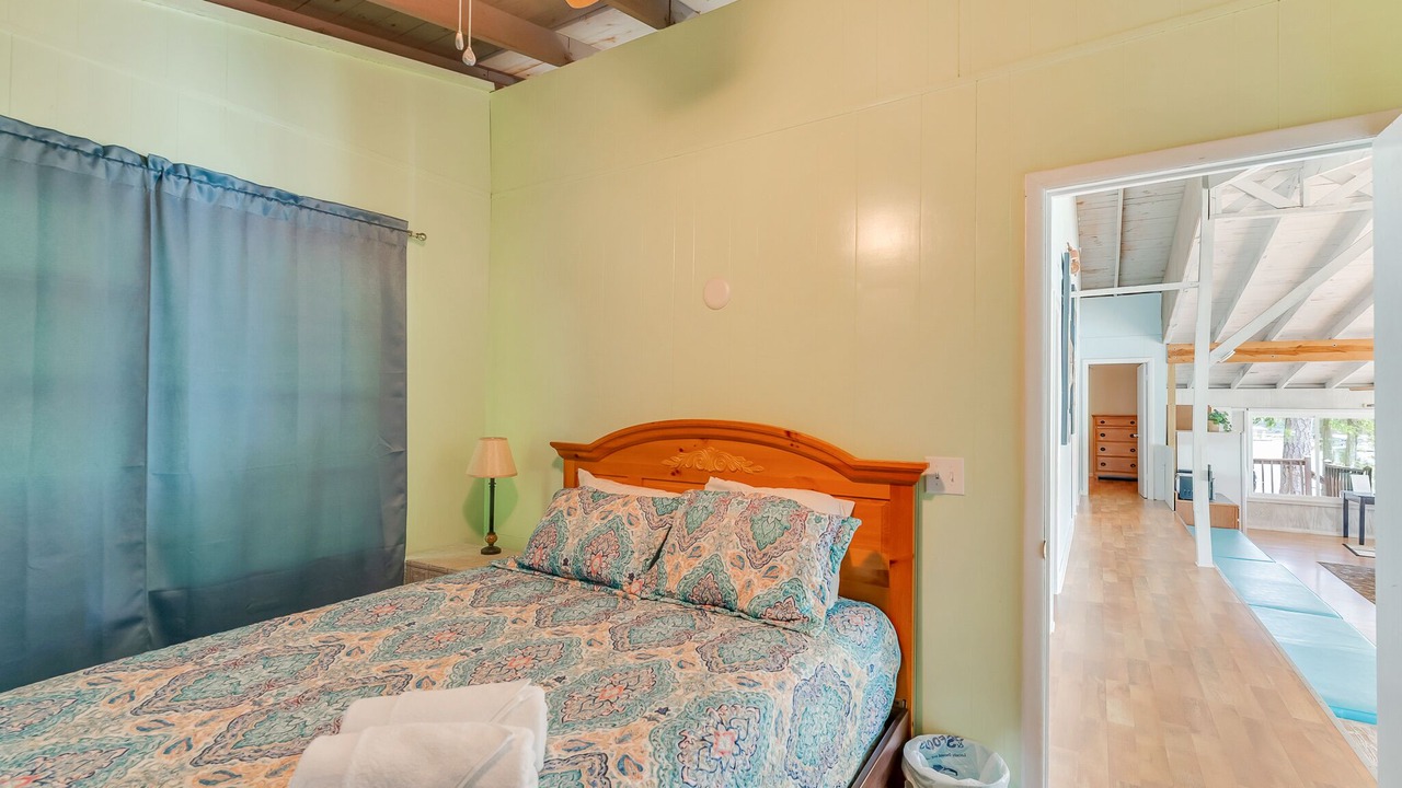Photo of Bedroom in Crane Hill