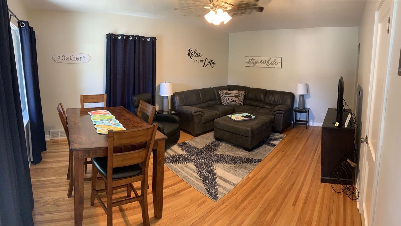 Photo of Bedroom in Clear Lake