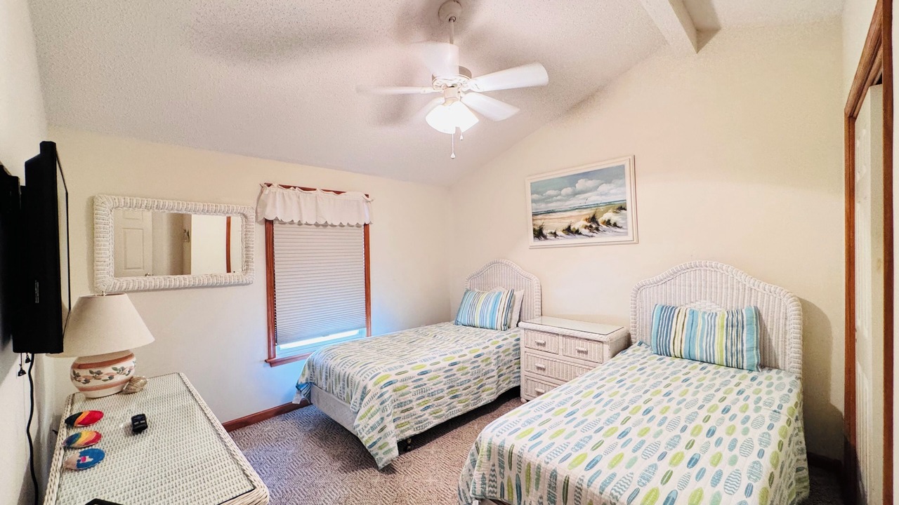 Photo of Bedroom in Townsend's Inlet