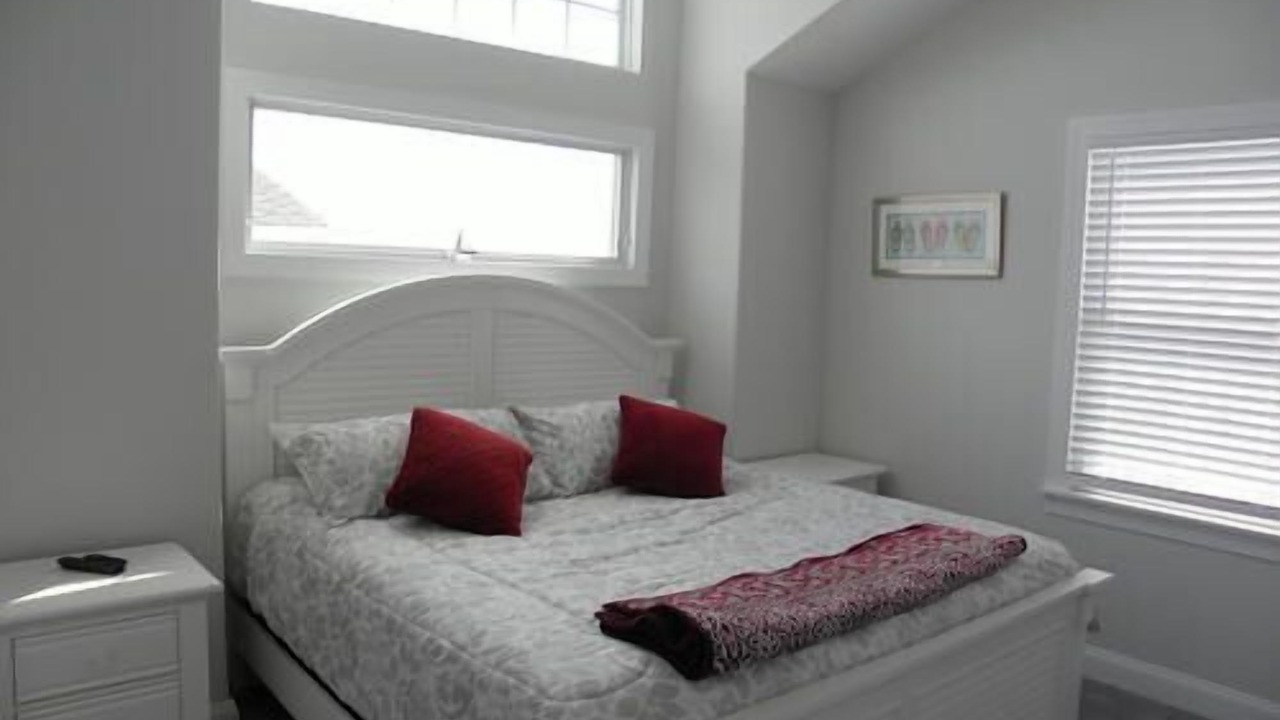 Photo of Bedroom in Townsend's Inlet