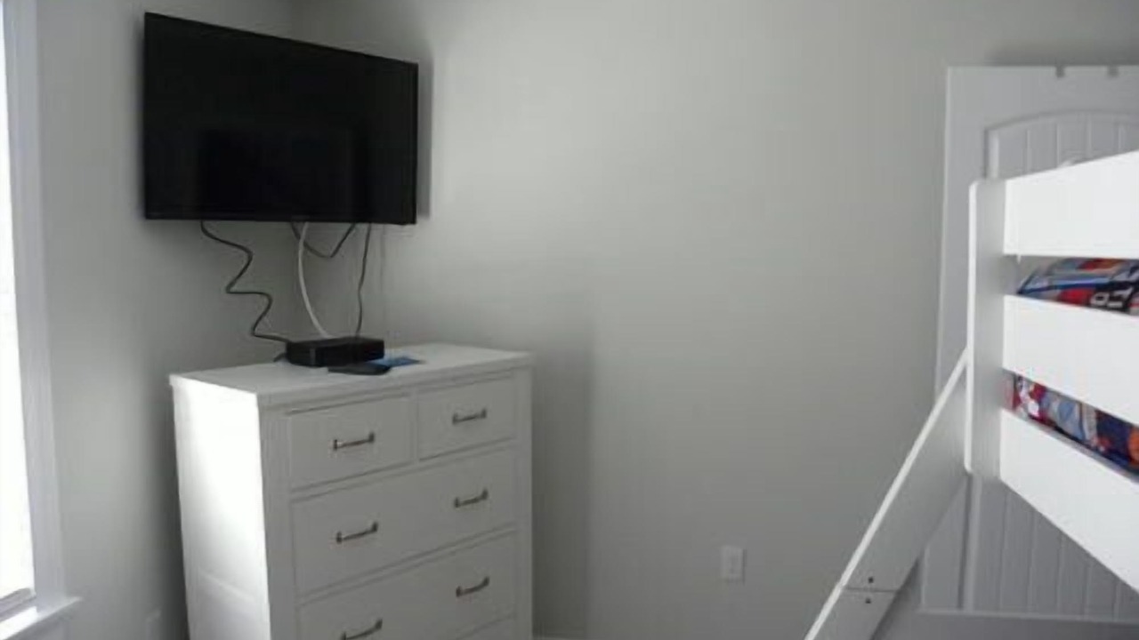 Photo of Bedroom in Townsend's Inlet