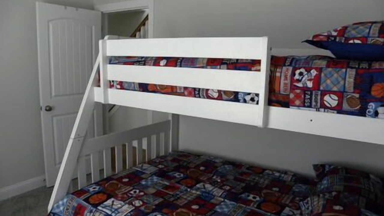 Photo of Bedroom in Townsend's Inlet