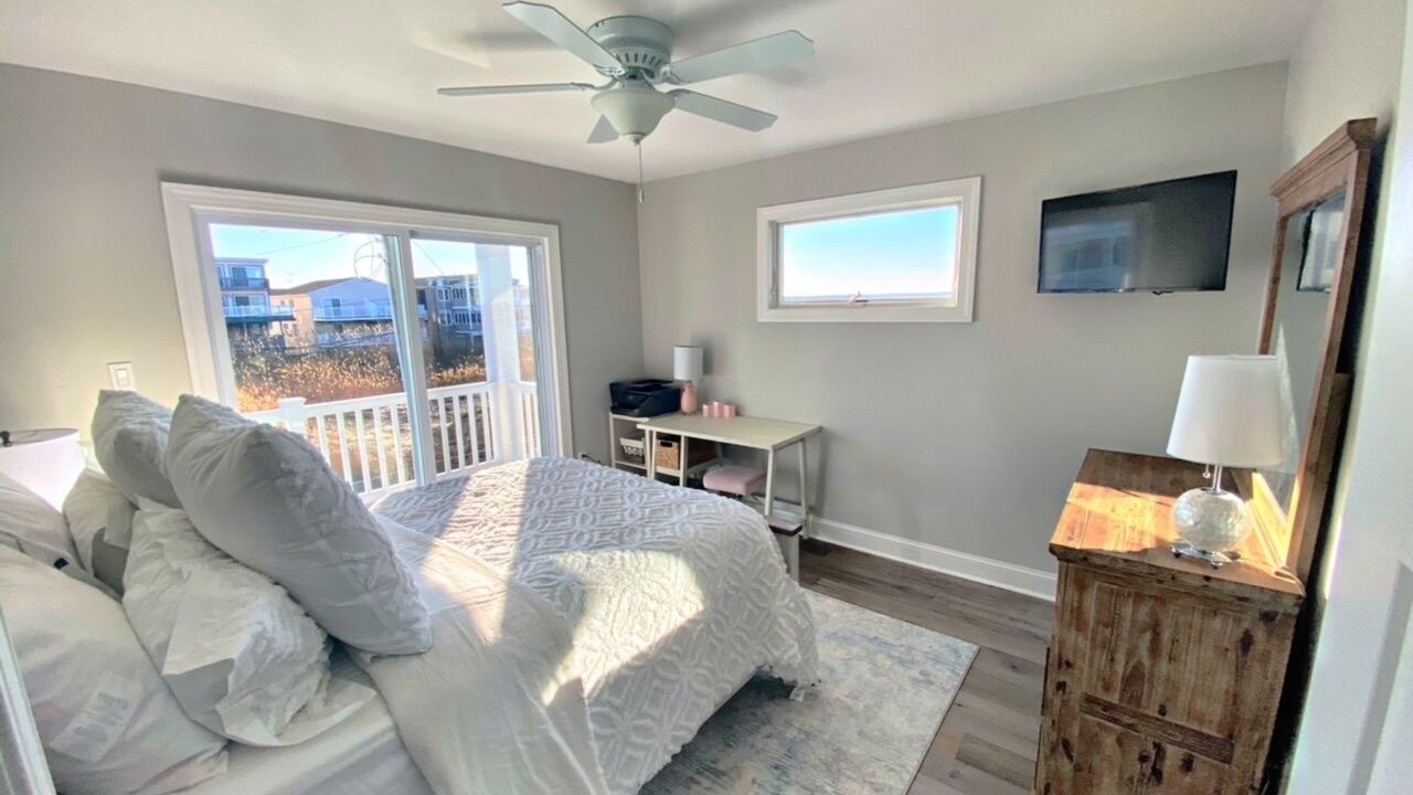 Photo of Bedroom in Townsend's Inlet