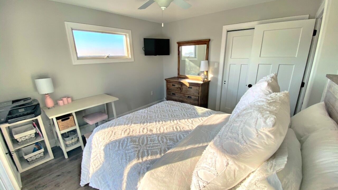 Photo of Bedroom in Townsend's Inlet
