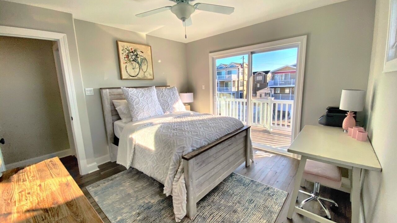 Photo of Bedroom in Townsend's Inlet