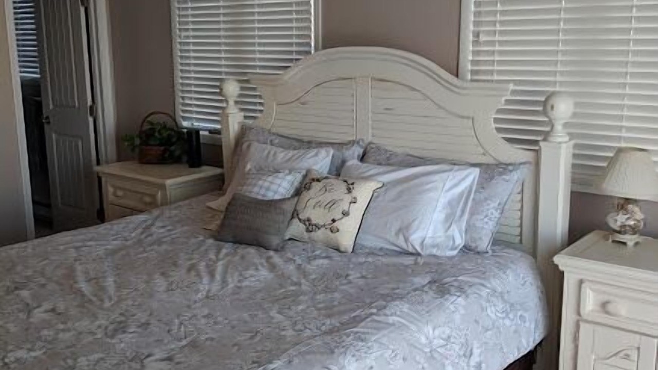 Photo of Bedroom in Townsend's Inlet