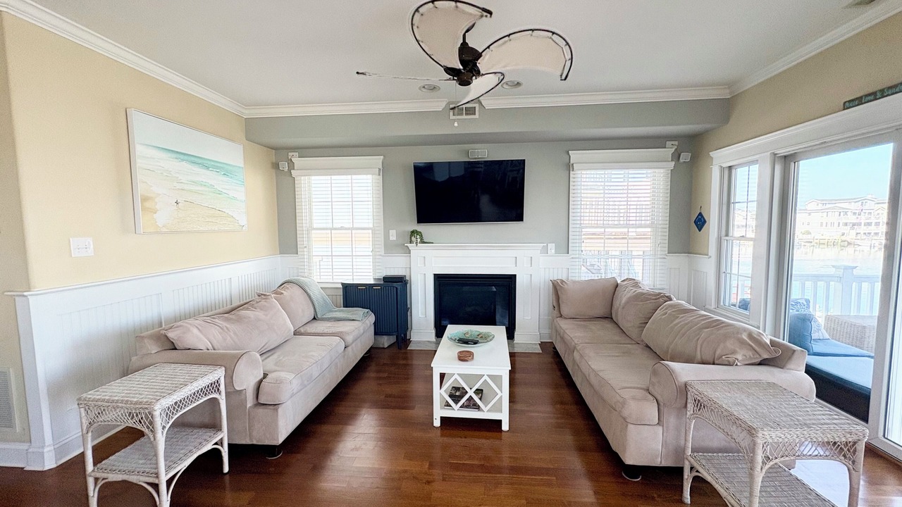 Photo of Livingroom in Avalon