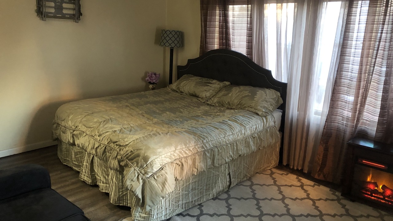 Photo of Bedroom in Middletown