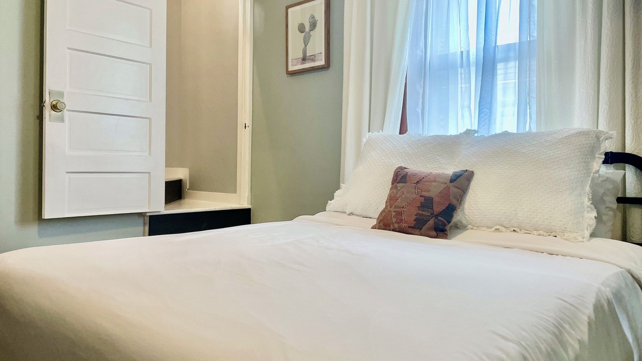 Photo of Bedroom in Dahlman