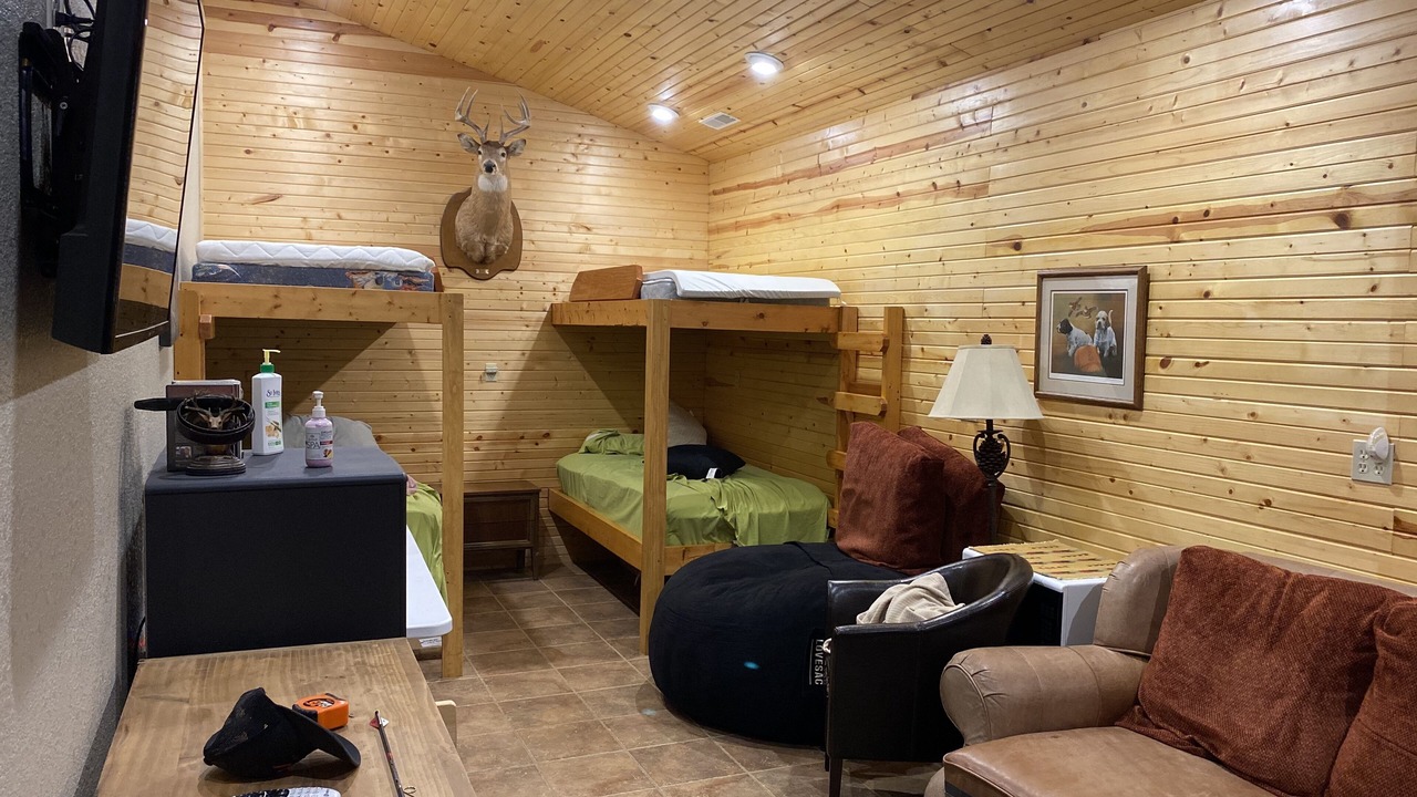 Photo of Livingroom in New Cambria