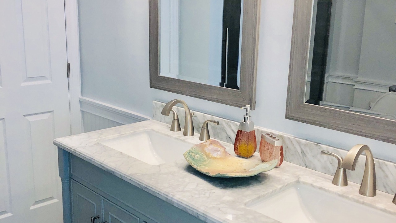 Photo of Bathroom in Diamond Beach