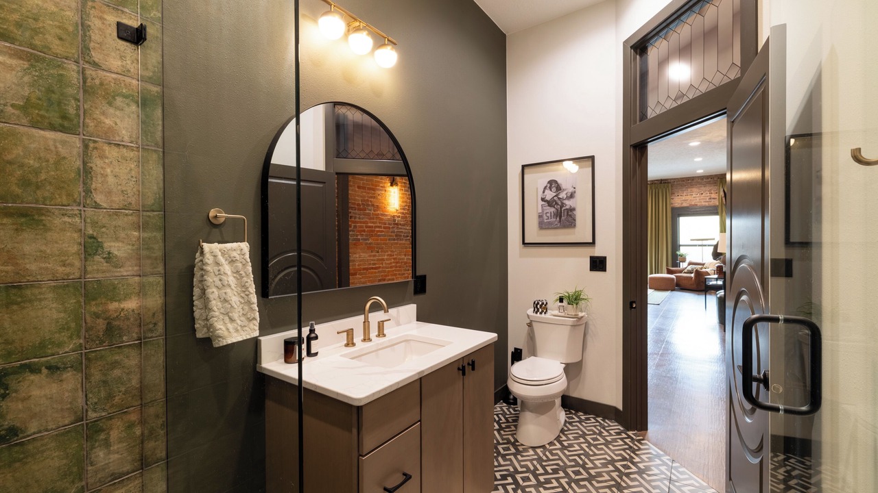 Photo of Bathroom in Le Mars