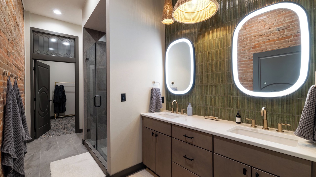 Photo of Bathroom in Le Mars