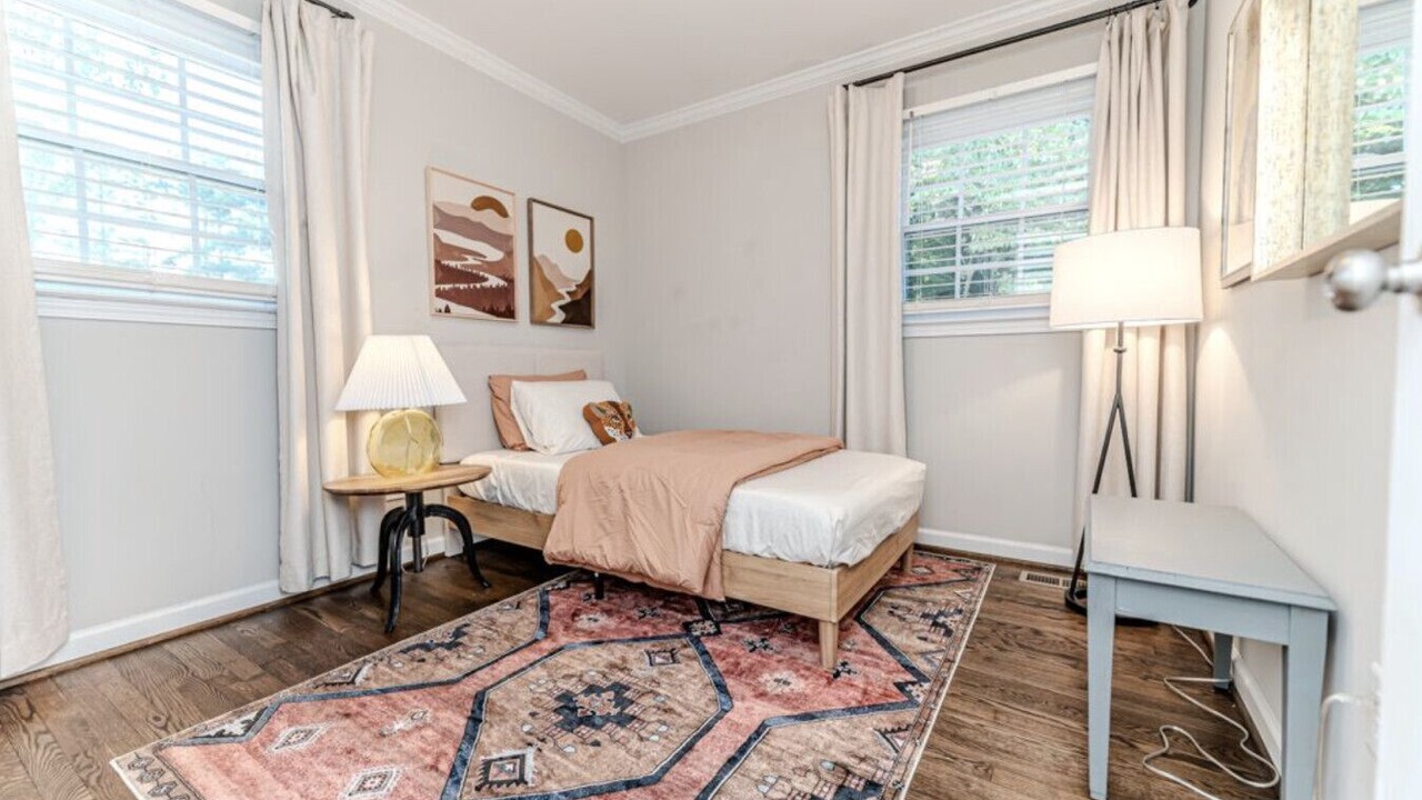 Photo of Bedroom in Garner