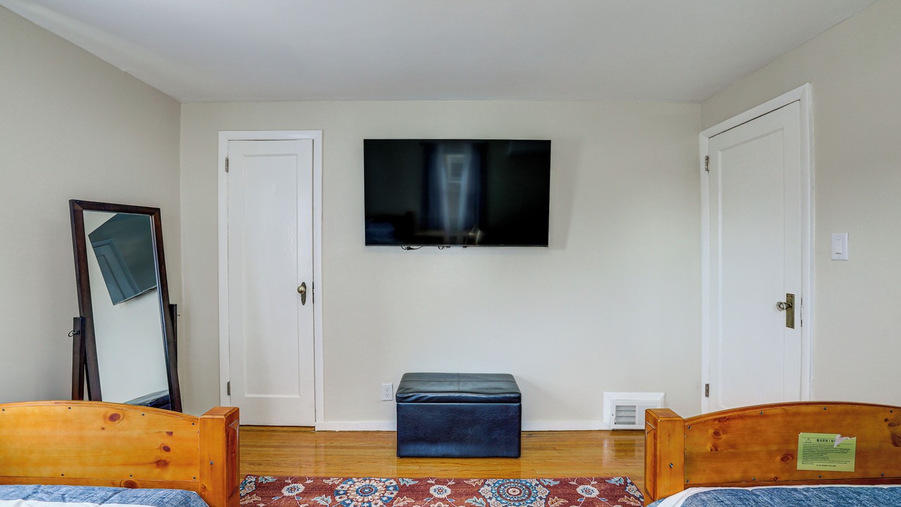 Photo of Bedroom in Rahway