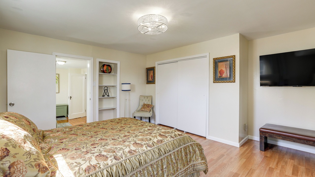 Photo of Bedroom in Rahway