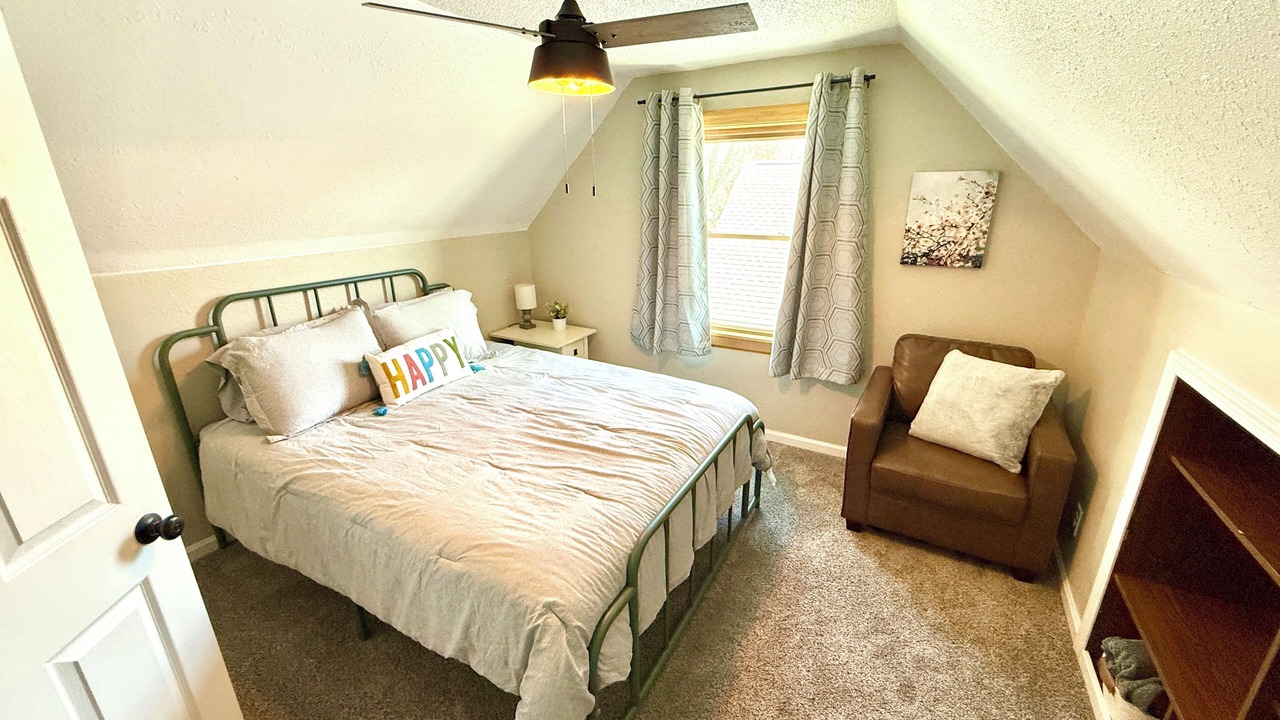 Photo of Bedroom in Cedar Rapids - Iowa City