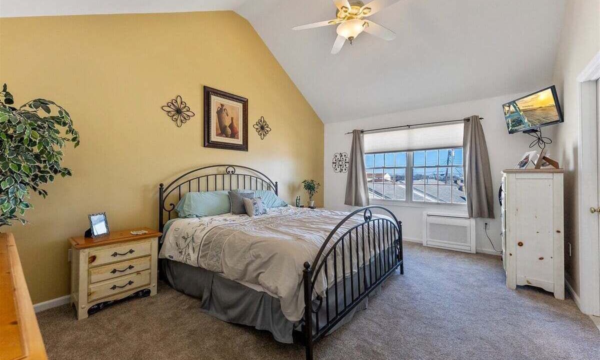 Photo of Bedroom in Diamond Beach
