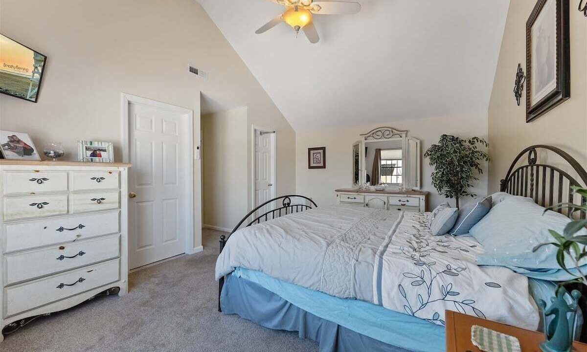Photo of Bedroom in Diamond Beach
