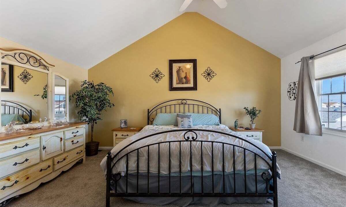 Photo of Bedroom in Diamond Beach