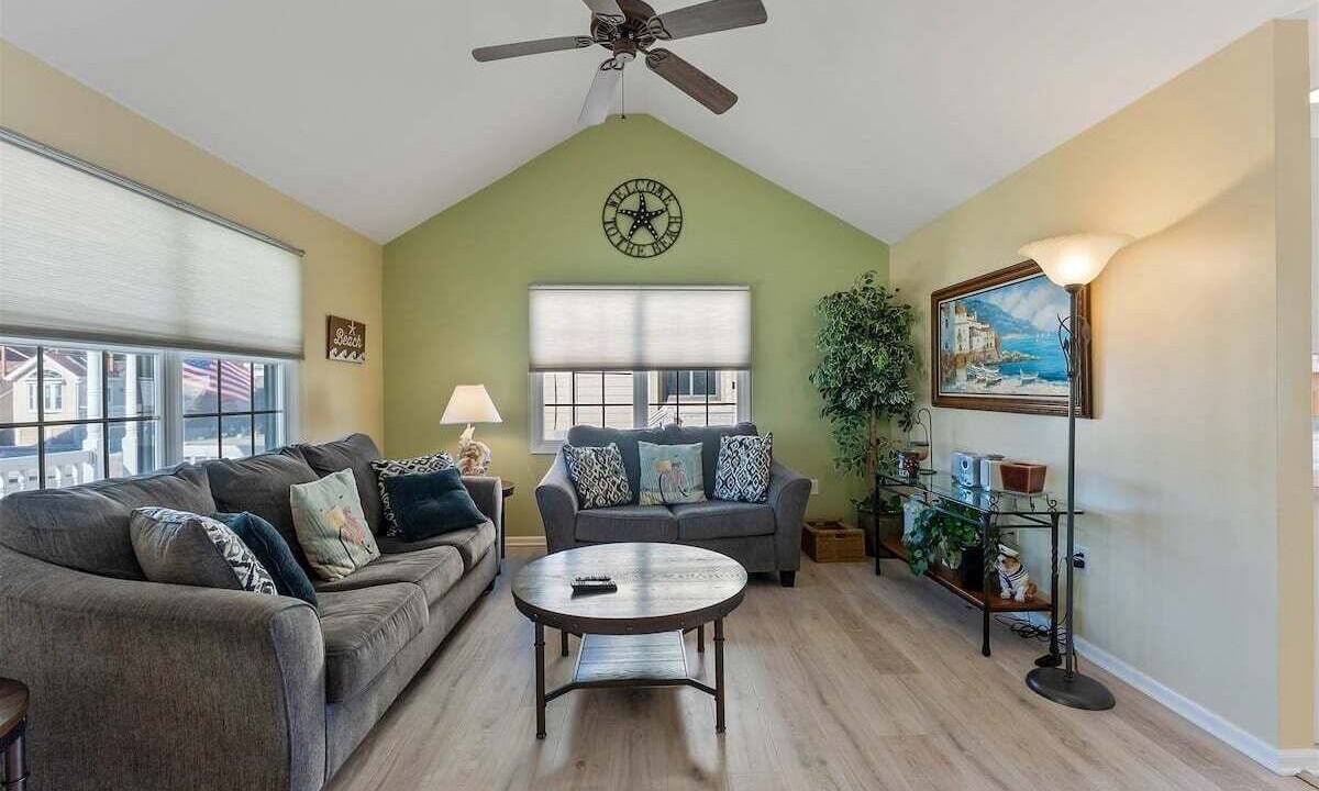 Photo of Livingroom in Diamond Beach