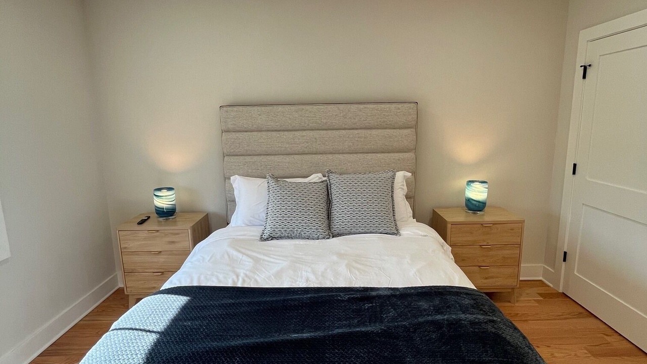 Photo of Bedroom in Long Branch